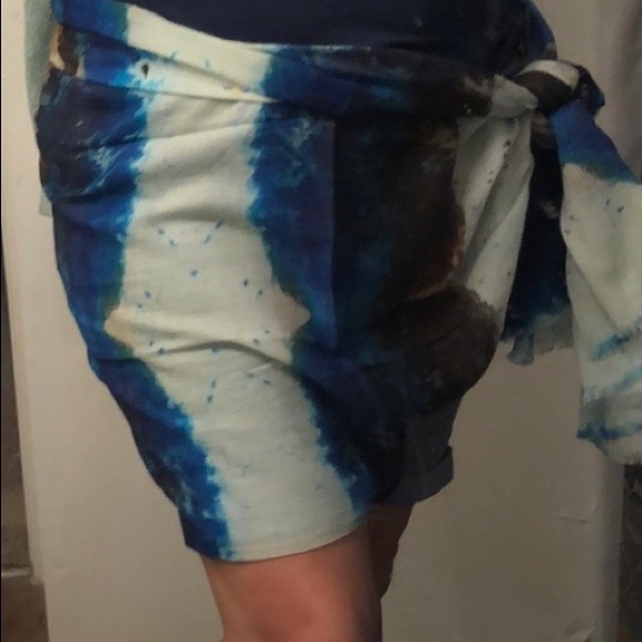 I’m an artist and my artwork is printed on this - Picture 3 of 6